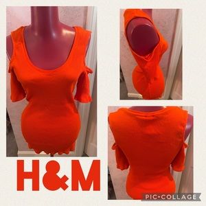 - H&M RED Open shoulder Red tunic top Medium (LIKE NEW)